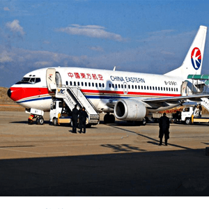 连城冠豸山机场物流航空快运业稳步发展的原因是什么？